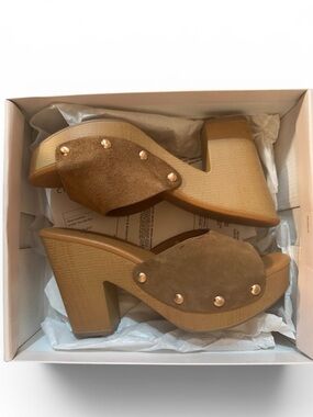 Chinese Laundry Tan Suede Studded Platform Mules